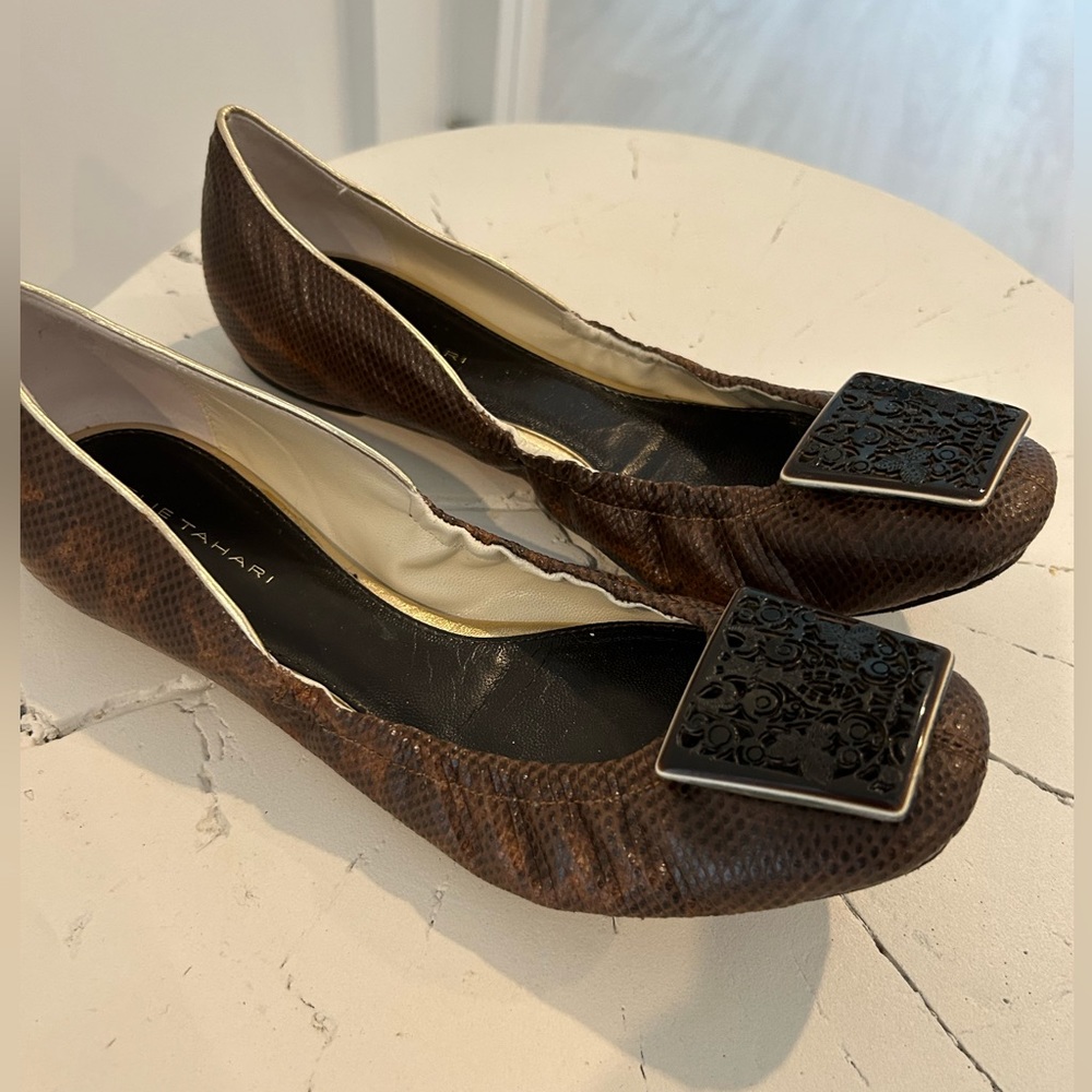 Elie Tahari snakeskin flats